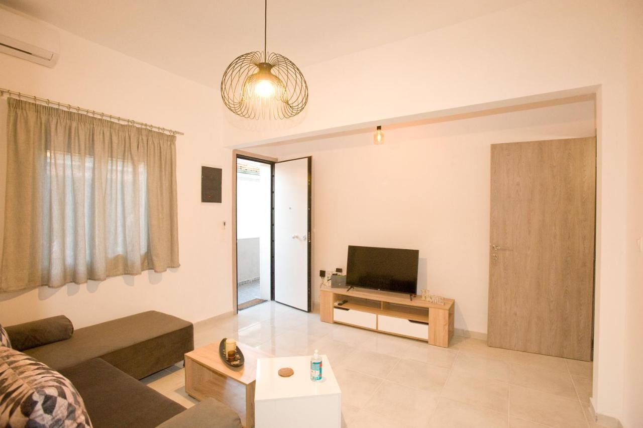 Sea Gem Apartment 1 Néoi Epivátai Ngoại thất bức ảnh